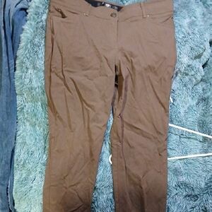 89th & Madison Brown Boot Cut Pants